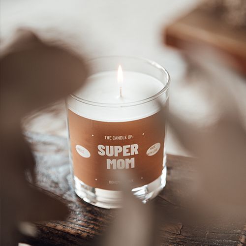 The candle of super mom